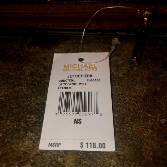 NWT Michael Kors JetSet Continental Leather Wallet - Picture 14 of 14